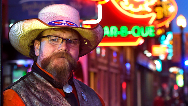 Nashville Drummer Falls Through Window, Breaks Rib At Gig